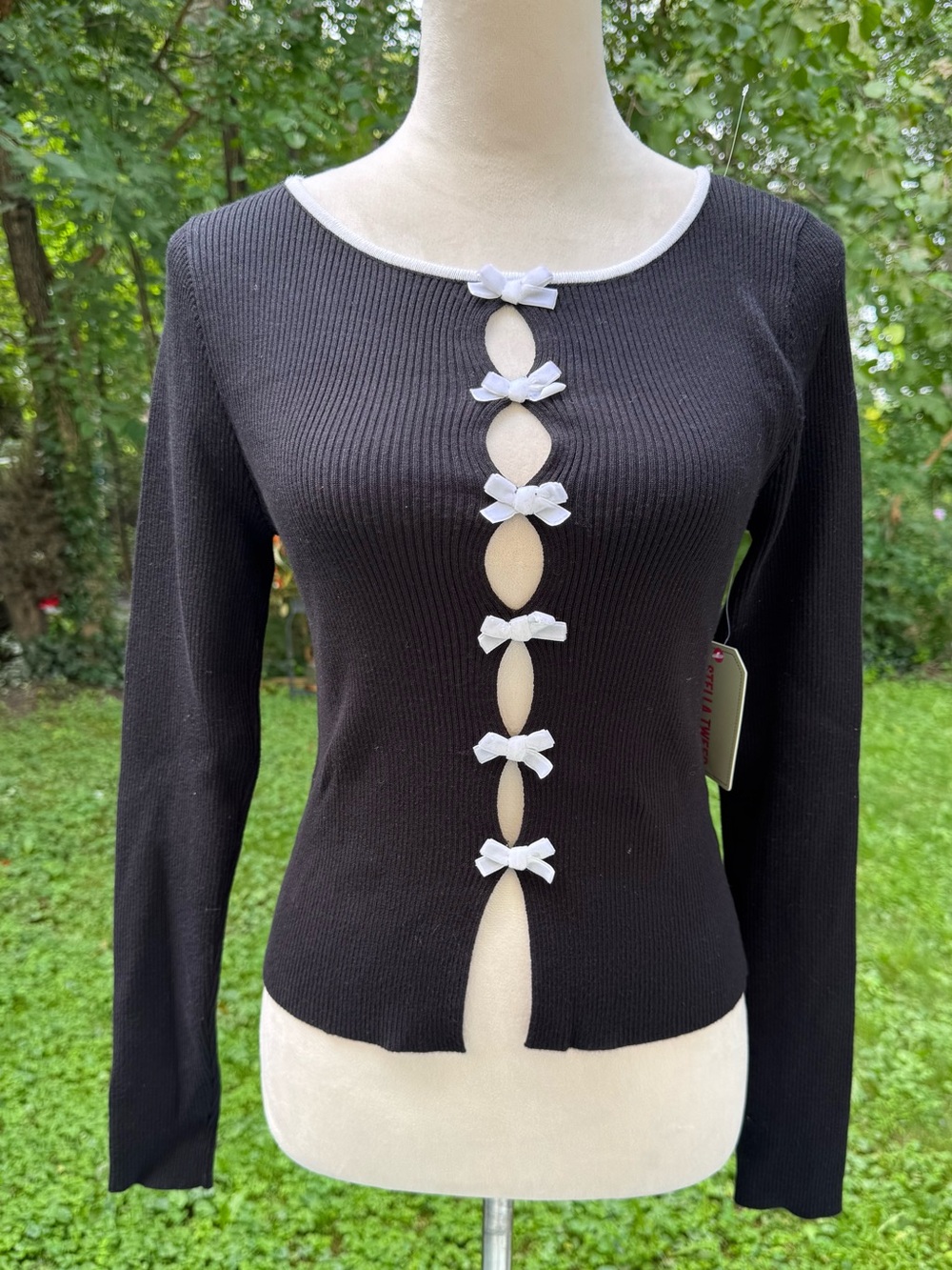 Stella Tweed Black Ribbed Knit Cardigan White Bow Keyhole NEW WITH TAGS Sz M